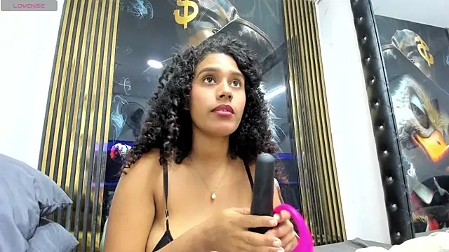 Snapshot of michell78sexy chatting on July 17, 3:24 am michell78sexy online show from July 17, 3:24 am