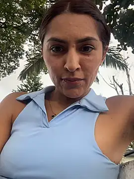 Snapshot of Sofiadelacruz chatting on May 25, 7:53 pm Sofiadelacruz online show from May 25, 7:53 pm