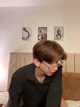 Snapshot of jacob_and_sam chatting on October 15, 3:28 am jacob and sam online show from October 15, 3:28 am