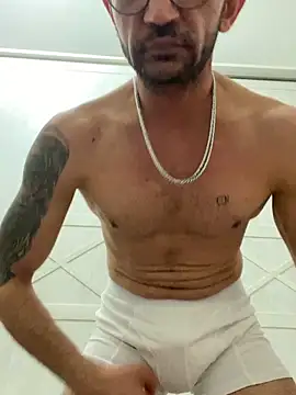 Snapshot of Fatihsinan chatting on February 28, 10:00 pm Fatihsinan online show from February 28, 10:00 pm