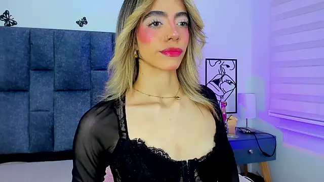 Snapshot of Violetta_Ficher chatting on February 4, 2:06 am Violetta Ficher online show from February 4, 2:06 am