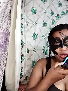 Snapshot of monekhan123 chatting on February 25, 11:41 am monekhan123 online show from February 25, 11:41 am