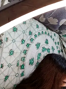 Snapshot of monekhan123 chatting on March 7, 7:38 pm monekhan123 online show from March 7, 7:38 pm