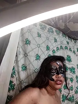 Snapshot of monekhan123 chatting on March 20, 7:57 pm monekhan123 online show from March 20, 7:57 pm