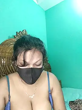 Snapshot of monekhan123 chatting on October 10, 7:46 pm monekhan123 online show from October 10, 7:46 pm