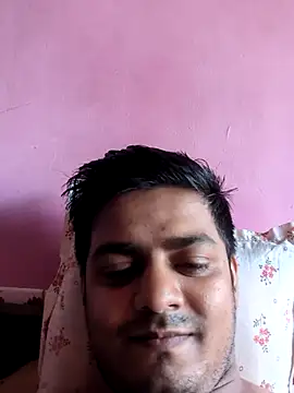 Snapshot of sethgamble000777 chatting on May 24, 9:25 am sethgamble000777 online show from May 24, 9:25 am