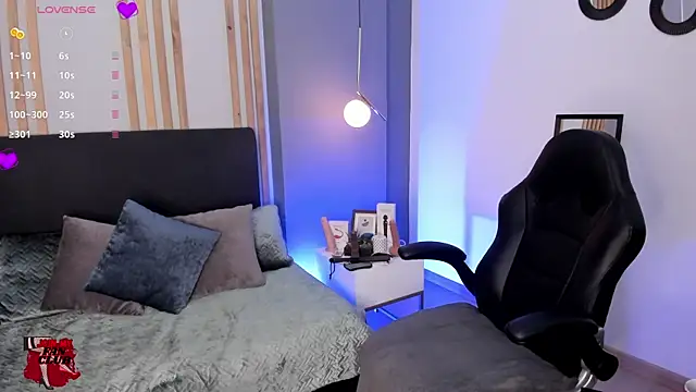 Dafne 00 online show from December 18, 12:11 pm