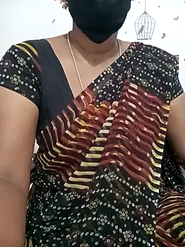Snapshot of Tamil_Meera12 chatting on February 5, 5:20 pm Tamil Meera12 online show from February 5, 5:20 pm