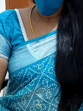 Snapshot of Tamil_Meera12 chatting on March 21, 5:23 pm Tamil Meera12 online show from March 21, 5:23 pm
