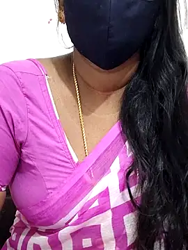 Snapshot of Tamil_Meera12 chatting on September 10, 6:35 am Tamil Meera12 online show from September 10, 6:35 am