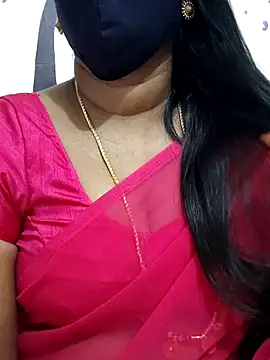 Snapshot of Tamil_Meera12 chatting on September 19, 6:37 am Tamil Meera12 online show from September 19, 6:37 am