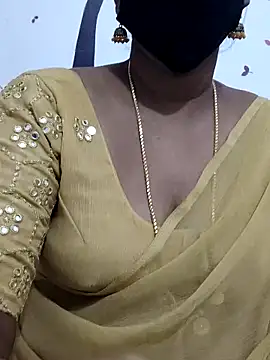 Snapshot of Tamil_Meera12 chatting on September 25, 6:28 am Tamil Meera12 online show from September 25, 6:28 am