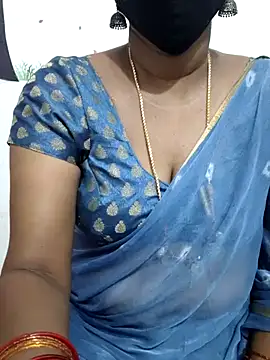 Snapshot of Tamil_Meera12 chatting on September 27, 6:57 pm Tamil Meera12 online show from September 27, 6:57 pm