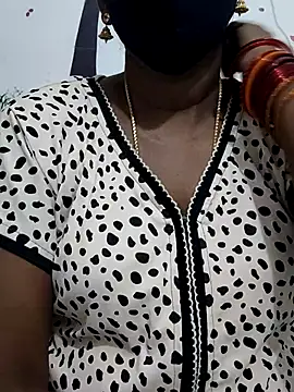 Snapshot of Tamil_Meera12 chatting on October 8, 11:30 am Tamil Meera12 online show from October 8, 11:30 am