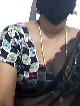 Snapshot of Tamil_Meera12 chatting on October 9, 6:22 am Tamil Meera12 online show from October 9, 6:22 am