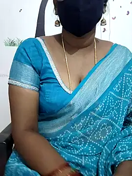 Snapshot of Tamil_Meera12 chatting on October 11, 6:56 am Tamil Meera12 online show from October 11, 6:56 am