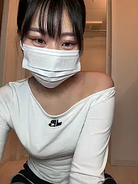 Snapshot of Rara__oo chatting on March 18, 7:41 am Rara oo online show from March 18, 7:41 am