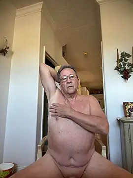 sissyboijamie1313 online show from February 7, 8:34 pm