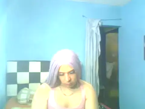 Snapshot of DivinaTransStrella chatting on February 18, 7:09 pm DivinaTransStrella online show from February 18, 7:09 pm