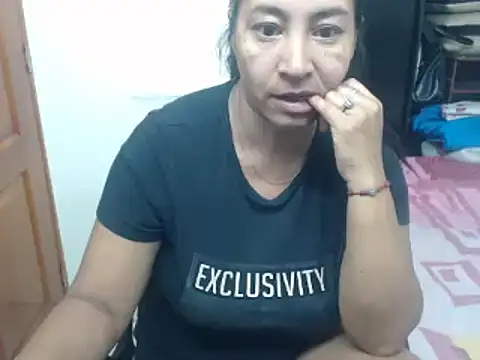Siblleyx online show from January 7, 5:31 pm