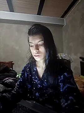 Ariell Kieran online show from October 11, 5:50 am