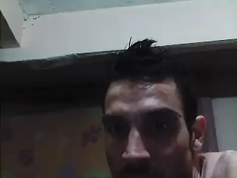 Snapshot of beatle666 chatting on February 15, 2:15 am beatle666 online show from February 15, 2:15 am