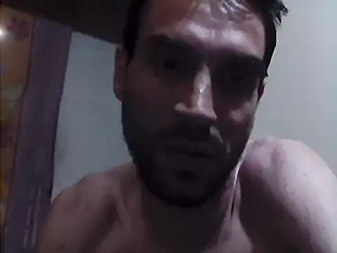 Snapshot of beatle666 chatting on March 4, 12:39 am beatle666 online show from March 4, 12:39 am