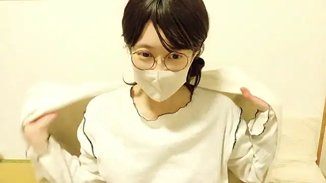 Snapshot of RIO_o0 chatting on February 4, 1:28 pm RIO o0 online show from February 4, 1:28 pm