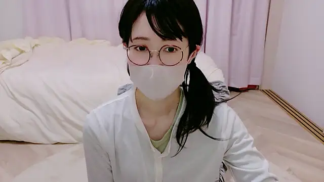 Snapshot of RIO_o0 chatting on April 6, 9:43 am RIO o0 online show from April 6, 9:43 am