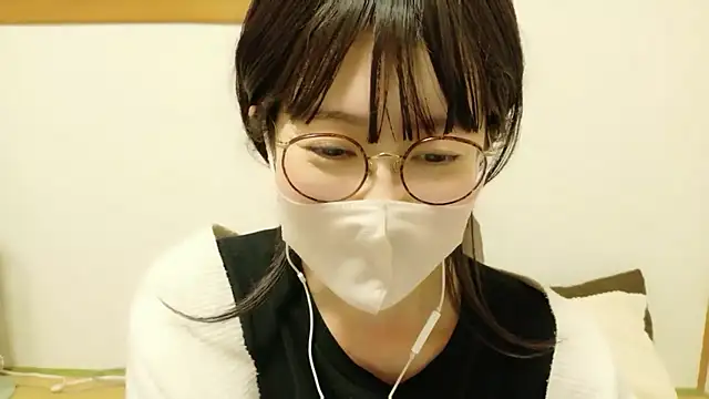 Snapshot of RIO_o0 chatting on April 15, 1:40 pm RIO o0 online show from April 15, 1:40 pm