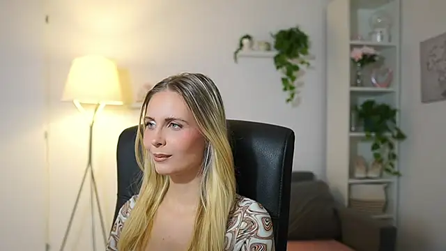 catecrago  online show from September 15, 1:00 pm