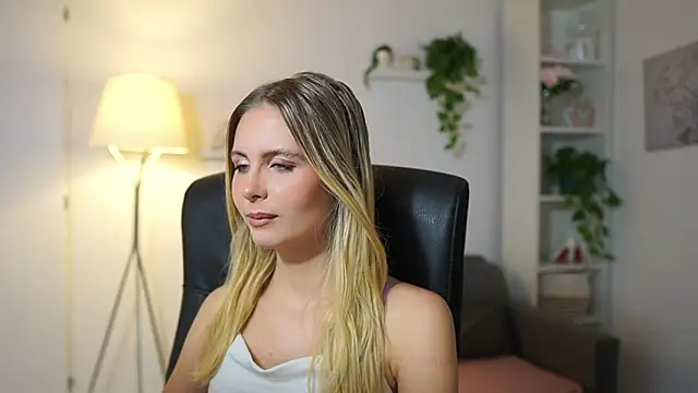 catecrago  online show from September 24, 8:28 am