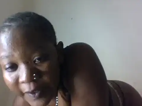 Snapshot of HotNSassy chatting on February 3, 12:14 pm HotNSassy online show from February 3, 12:14 pm