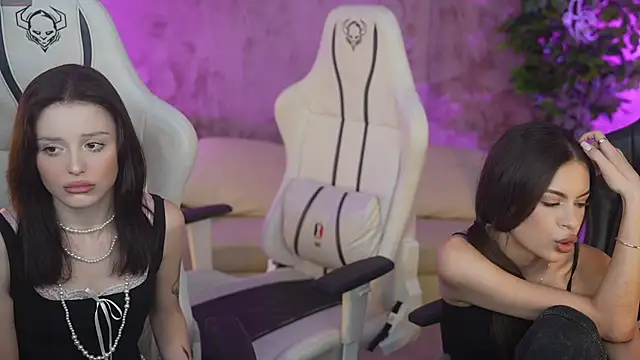 Snapshot of Milana_angell chatting on February 25, 3:38 pm Milana angell online show from February 25, 3:38 pm