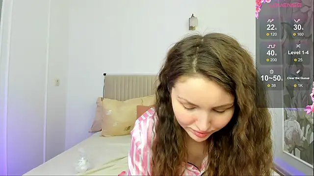 Lora Rosee online show from February 11, 11:54 am