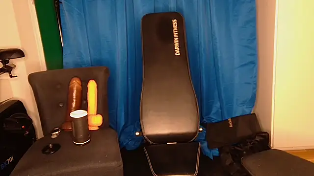 Snapshot of MarkusCH chatting on January 7, 6:21 pm MarkusCH online show from January 7, 6:21 pm