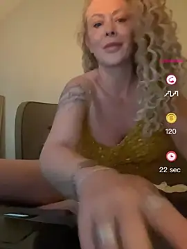 skyetaylor online show from April 29, 2:54 pm