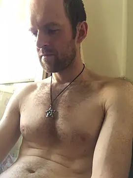 LynnAhNight online show from June 27, 5:01 am