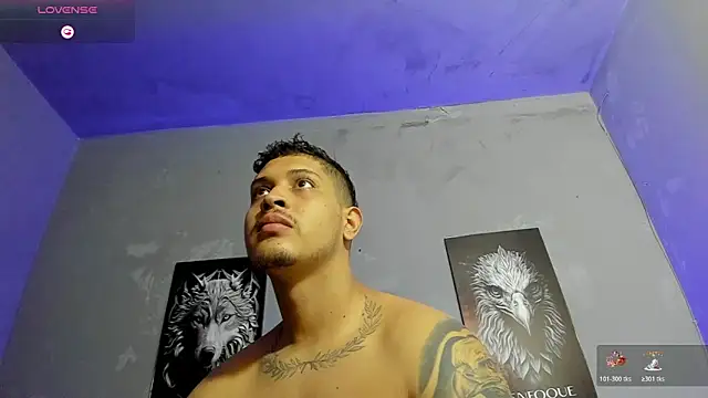 Snapshot of JohanSmith chatting on February 22, 1:07 am JohanSmith online show from February 22, 1:07 am