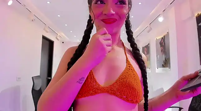 Snapshot of LilibetAndStrong chatting on March 21, 11:01 pm LilibetAndStrong online show from March 21, 11:01 pm