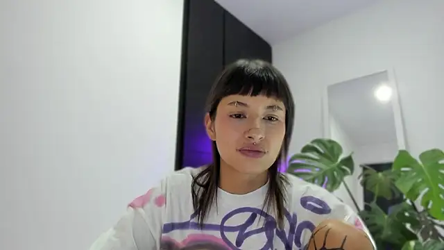 ggor4w33 online show from February 23, 6:44 am