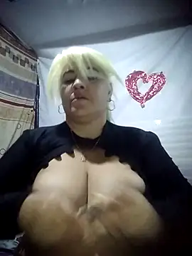 BonniAdams online show from February 24, 11:52 pm