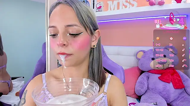 miss  lizeth online show from March 3, 9:05 pm