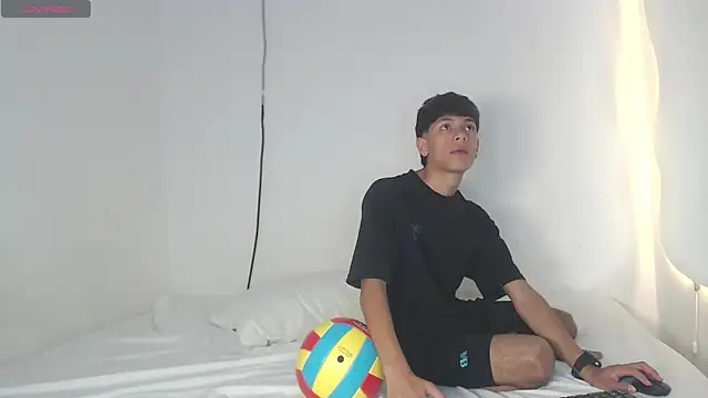 Snapshot of the_murderer chatting on March 7, 7:52 am the murderer online show from March 7, 7:52 am