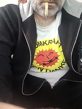 Snapshot of arka6 chatting on February 28, 1:45 pm arka6 online show from February 28, 1:45 pm