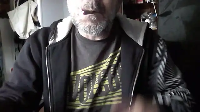 Snapshot of arka6 chatting on March 2, 3:41 pm arka6 online show from March 2, 3:41 pm