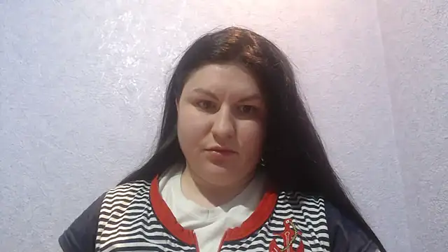 KiraSwee online show from December 1, 5:18 pm