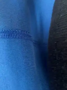 Snapshot of sark0606 chatting on February 15, 8:33 am sark0606 online show from February 15, 8:33 am