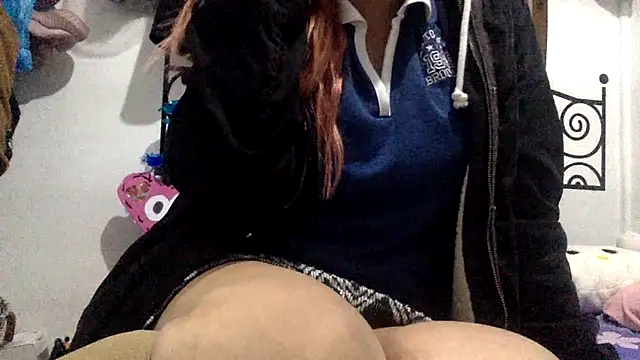 sharonlopez9611 online show from March 19, 2:48 am