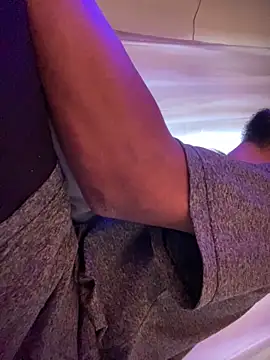 Mineirinho043 online show from April 16, 4:52 pm